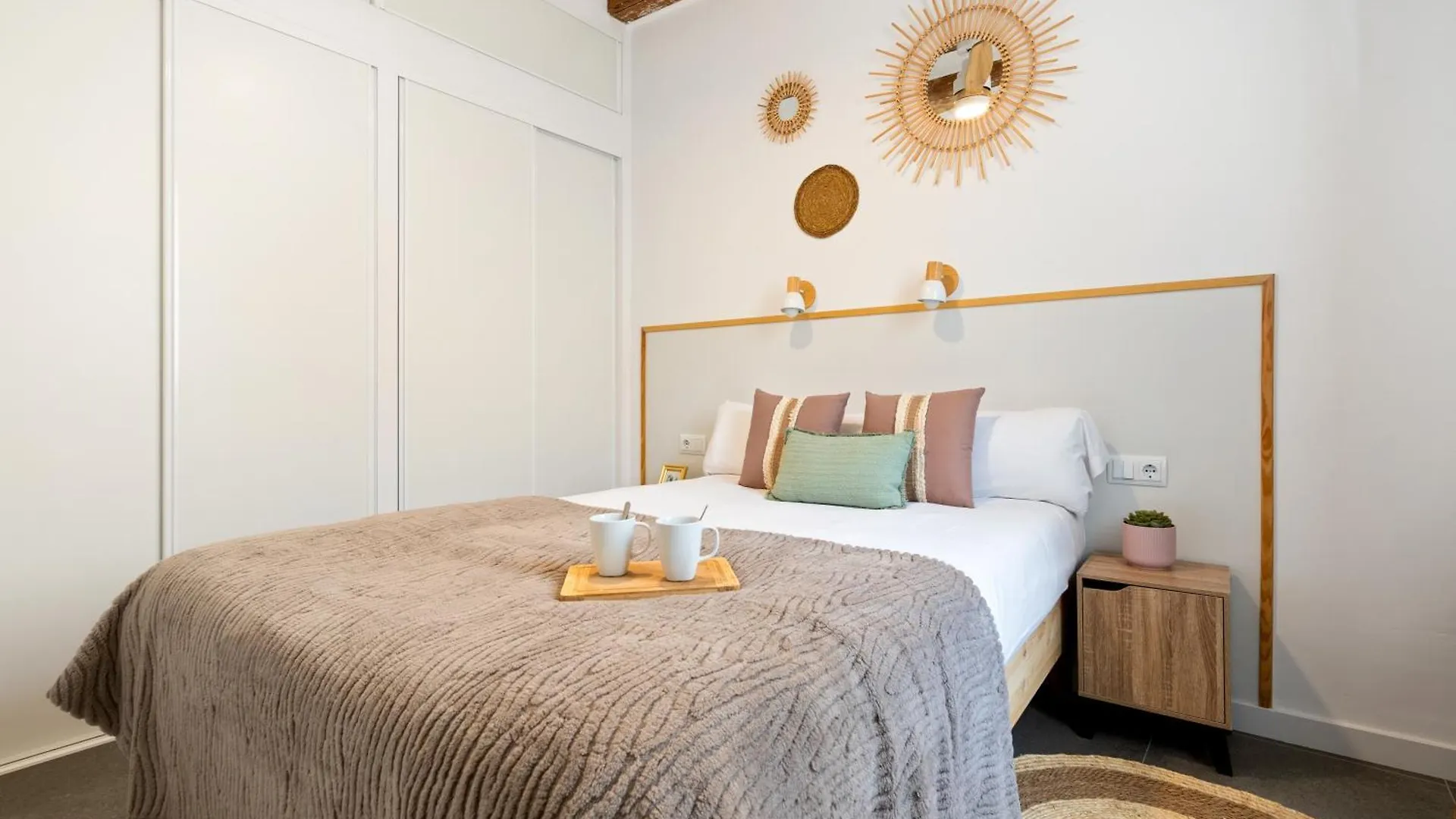 Lodging Apartments Almirall Beach 51 Barcelone