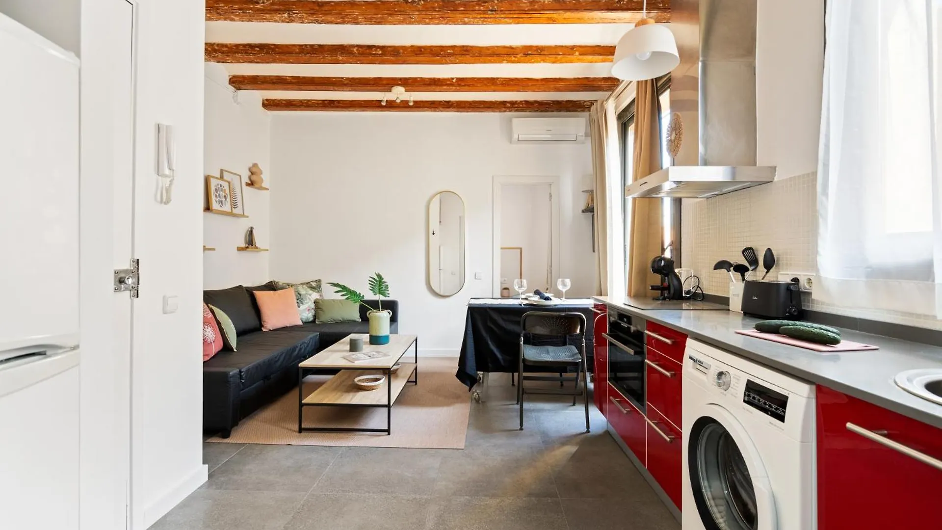 Lodging Apartments Almirall Beach 51 Barcelone Espagne