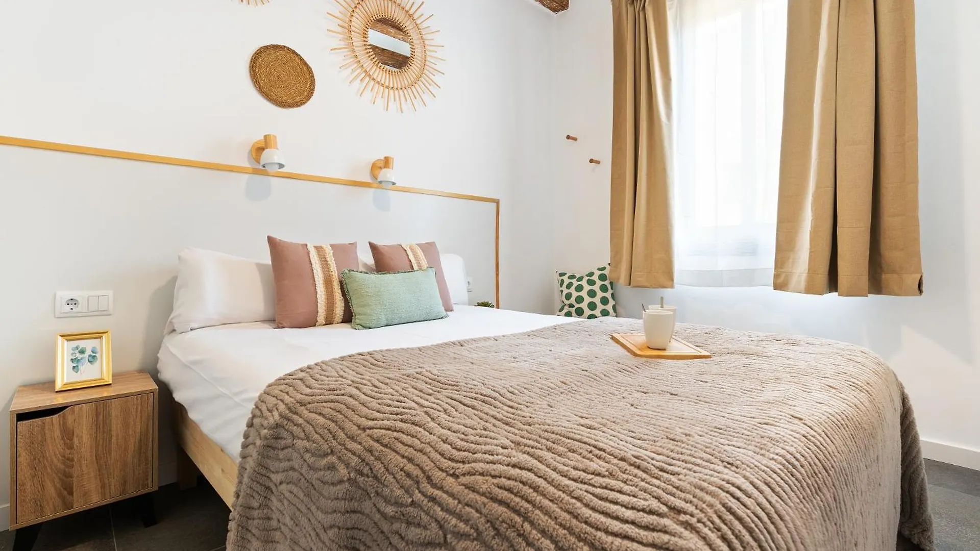 Lodging Apartments Almirall Beach 51 Barcelone Espagne